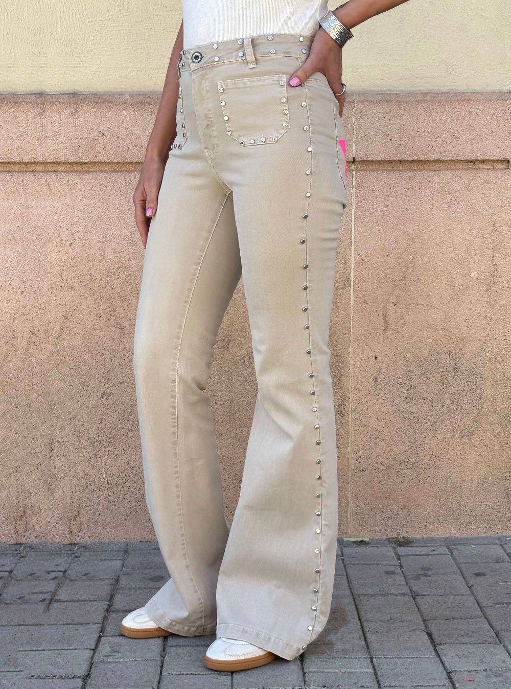 Pantalón campana Stars beige