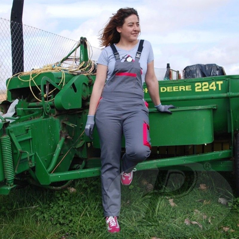 Pantalón con peto de MUJER laboral