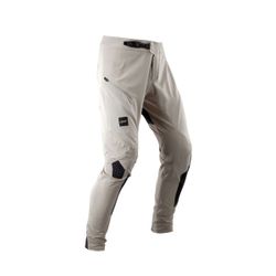 🤍🚵‍♂️ Pantalón Leatt MTB Gravity 3.0 Blanco Cream – Rendimiento, estilo y control total ⚡🏔️