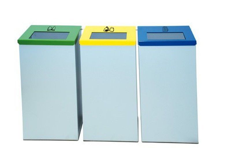 Papelera de reciclaje con tapa abatible