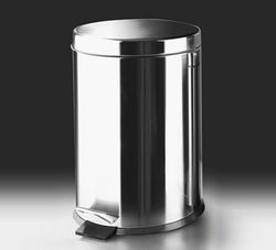 Papelera pedal inox brillo de 3lts a 30lts