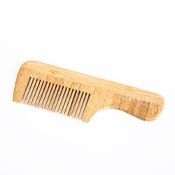 Peine de bambú