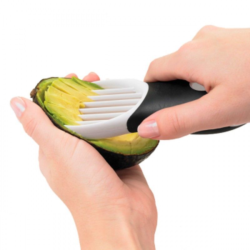 Pelador aguacates blanco oxo good grips
