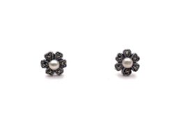 Pendientes Elegant de plata de ley Flower Pearl