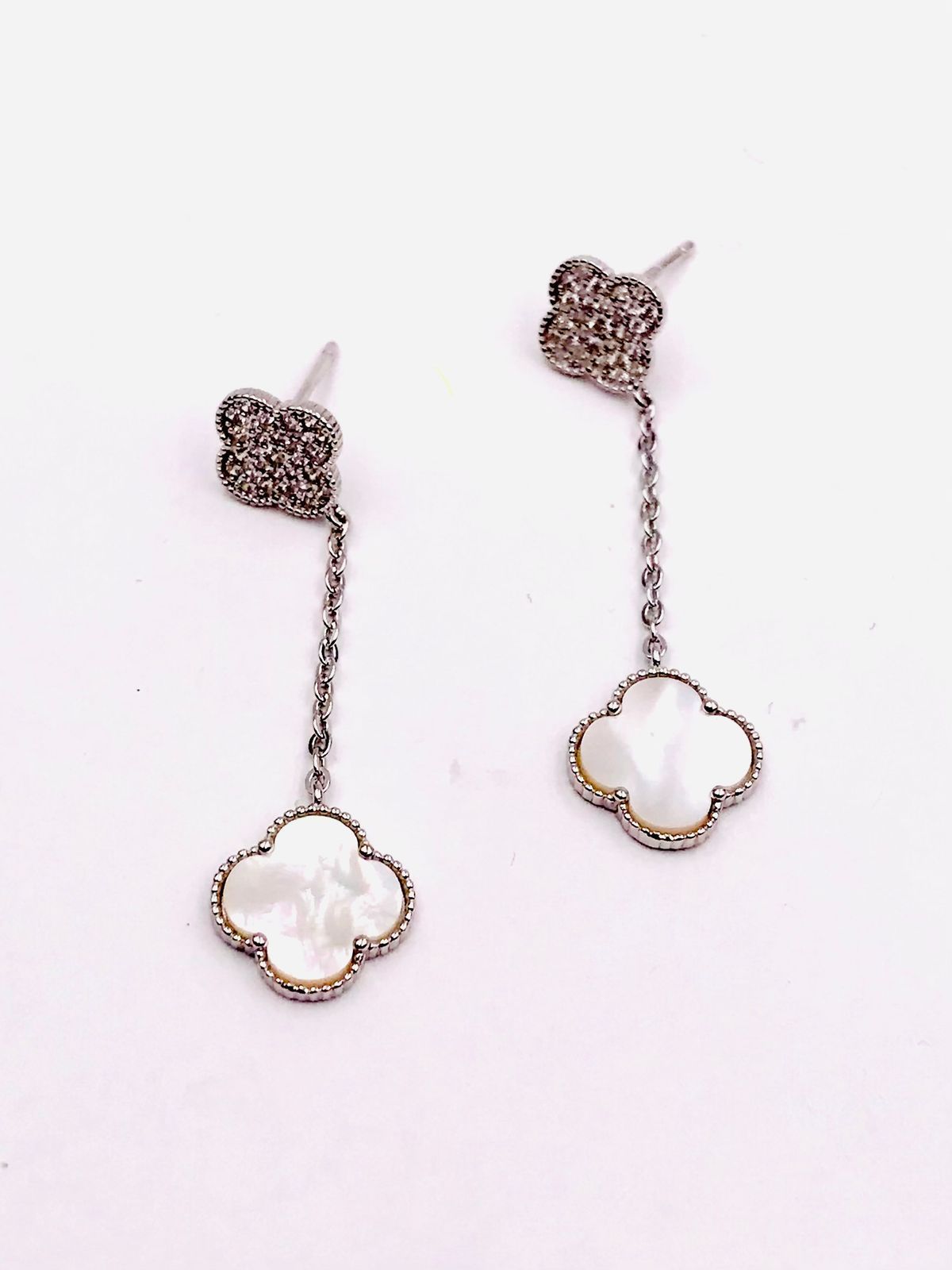 Pendientes largos Alhambra White Silver
