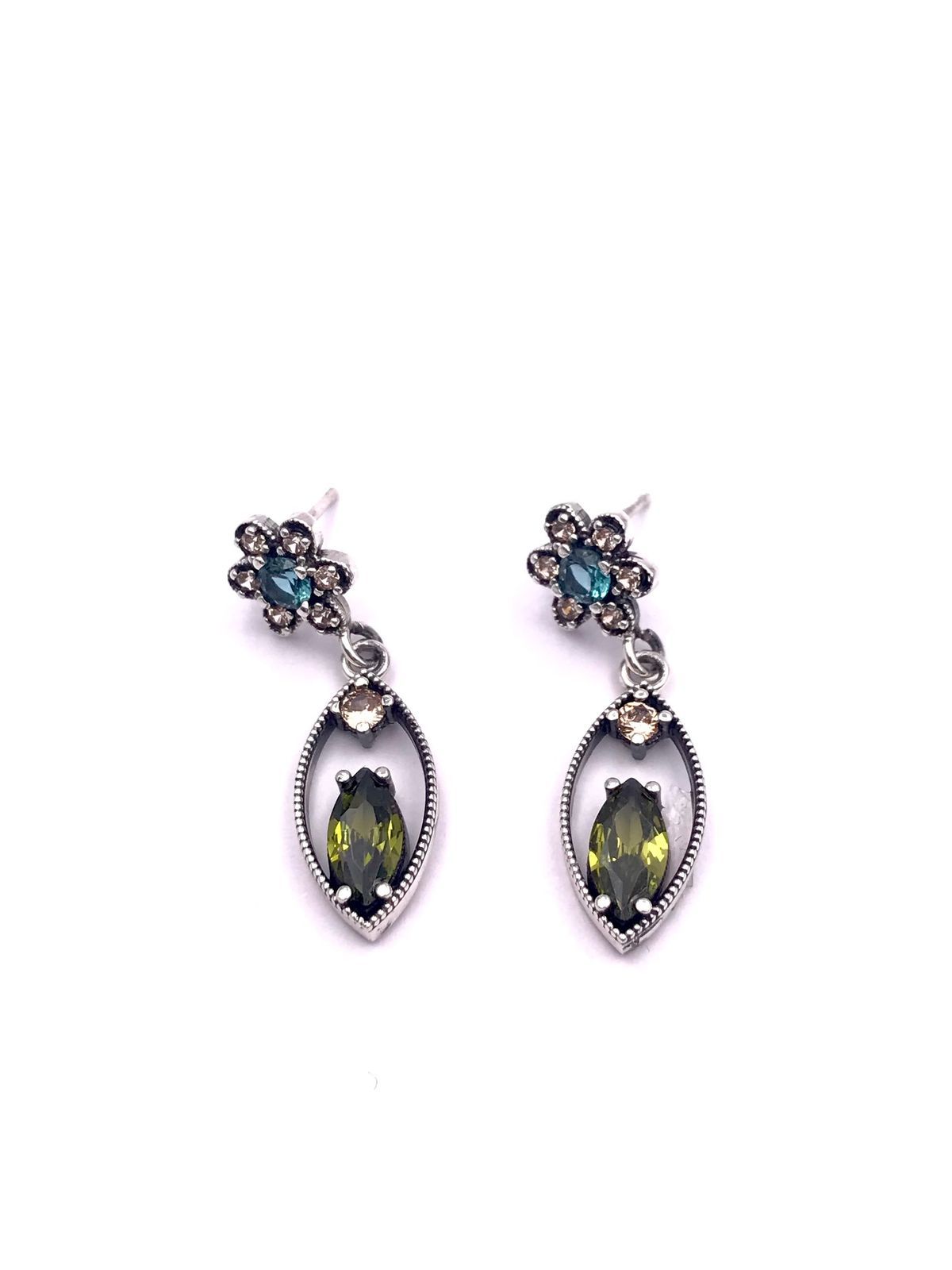 Pendientes largos de plata Mystical