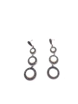 Pendientes largos Elegant de plata de ley Moon