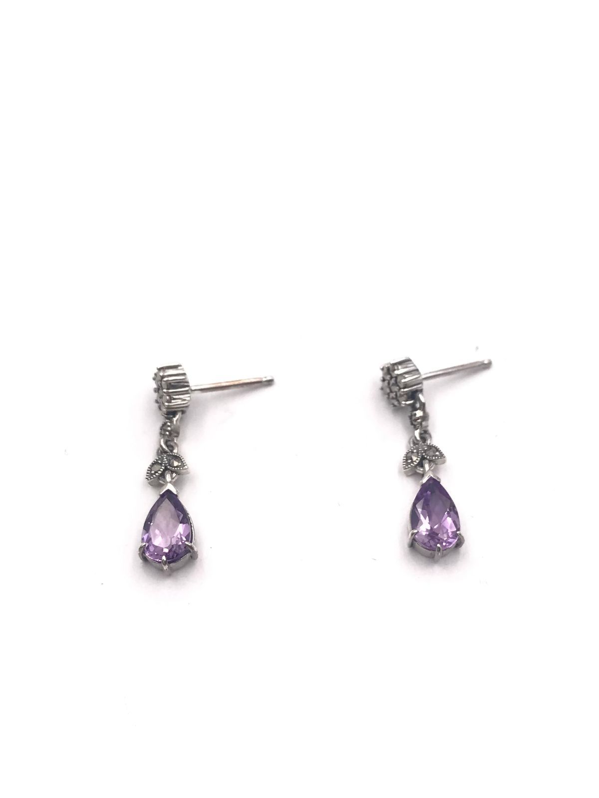 Pendientes largos Elegant de plata de ley Tear Amethyst