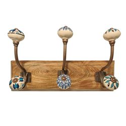 Percha Madera Tradicional Tres Pomos Cerámica