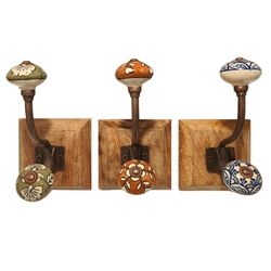 Percha Madera Tradicional Un Pomo Cerámica