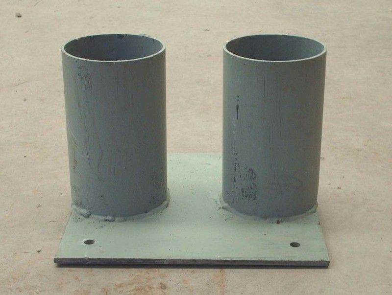 Pié metálico para valla de jardín