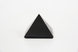 Pirámide Mineral Shungite
