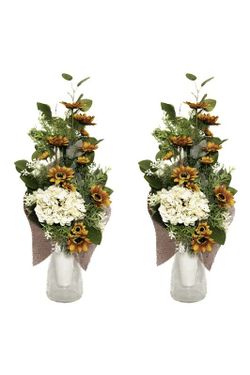 Primaveral ramo de flores para cementerio con margaritas artificiales