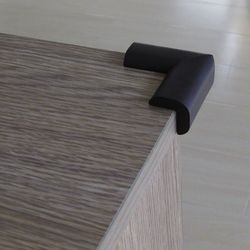 Protector de esquinas acolchado ARREGUI. Protector Esquinas. 4 Uds.Marron Oscuro