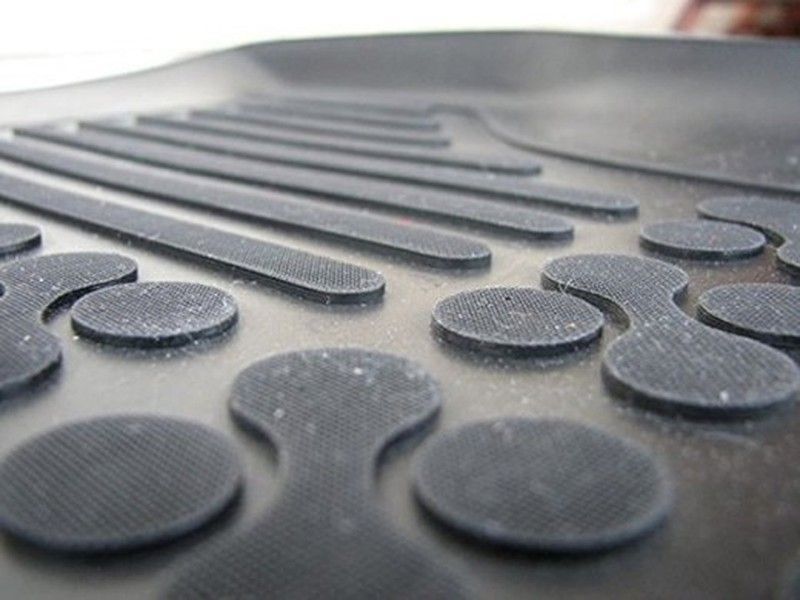 Protector Maletero caucho TIGUAN I versión 5 plazas, con llanta de repuesto normal 07>17