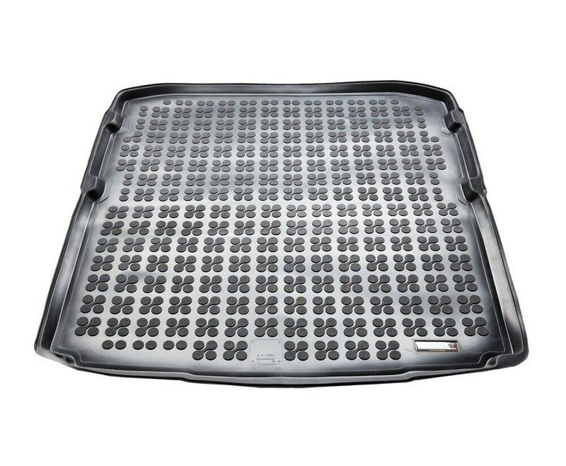 Protector maletero Superb III Familiar 2015> con un piso del maletero