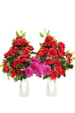 Ramo de flores tradicional con toque moderno con crisantemos artificiales en color lila