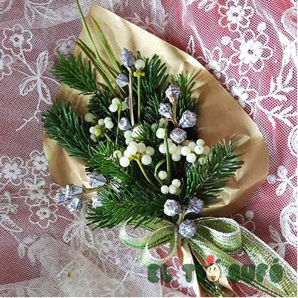 Ramo de Muérdago y Oro