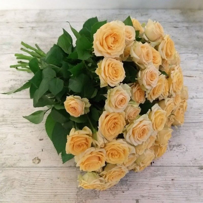 Ramo Rosas Spray Peach