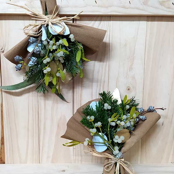 Ramo Rústico con Muérdago