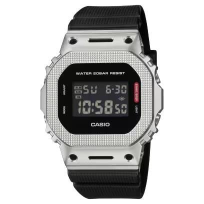 Reloj G-SHOCK modelo GM-5600M-1ER marca Casio Hombre