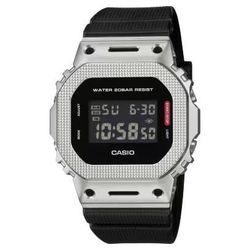 Reloj G-SHOCK modelo GM-5600M-1ER marca Casio Hombre