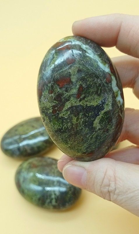 Rodado XXL Jaspe Sangre de Dragón