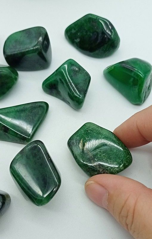 Rodados de Hydrogrossularia