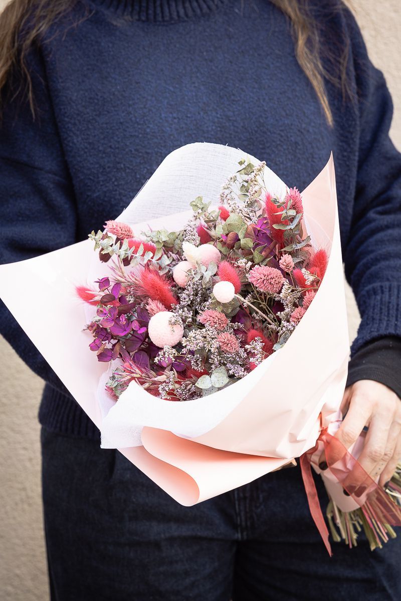 Romántico ramo en tonos fucsias y rosados