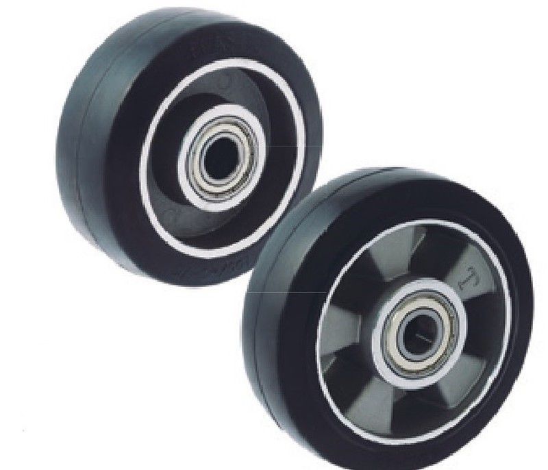 Rueda suelta de goma negra Ref. 14/GNK. Serie elastic.