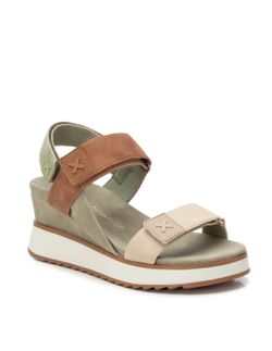 Sandalia con cuña tricolor Xti Kakhi