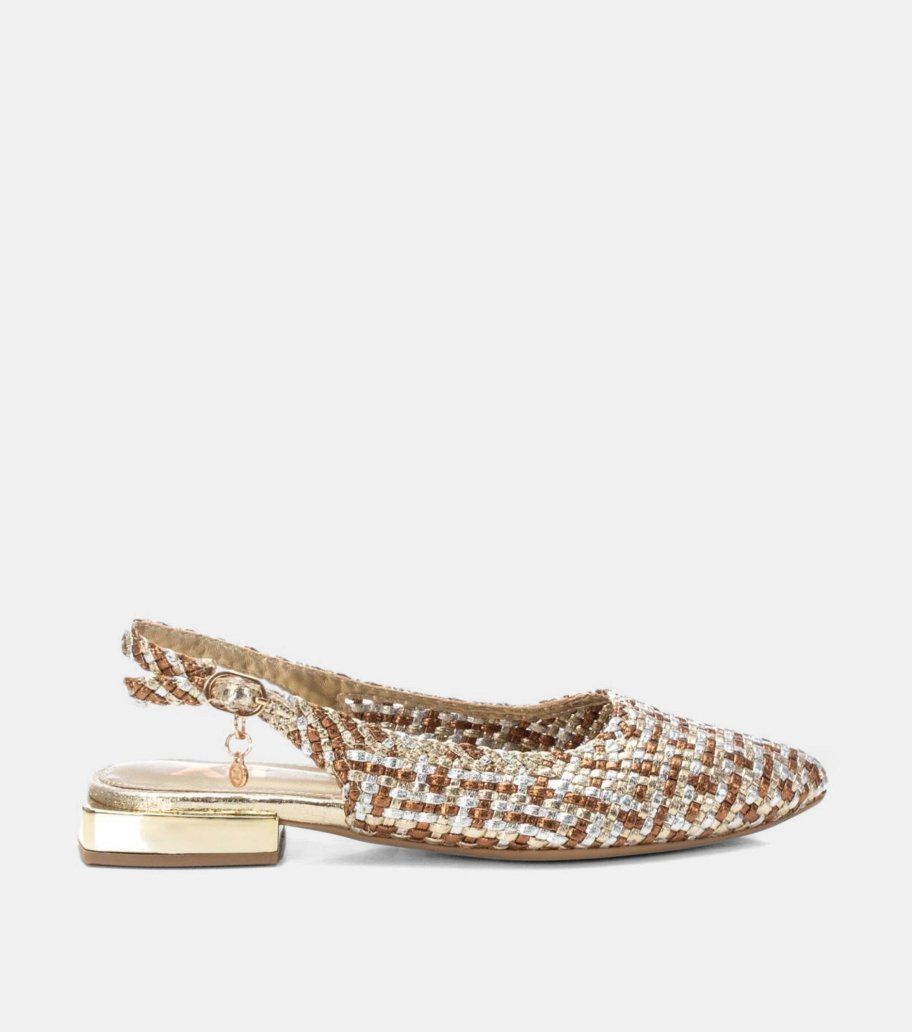 Sandalia con tacón rejilla tricolor Xti Oro