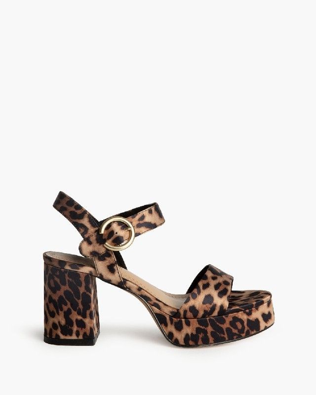 Sandalia Tacón Ancho y Plataforma Leopardo Corina Modelo M5360