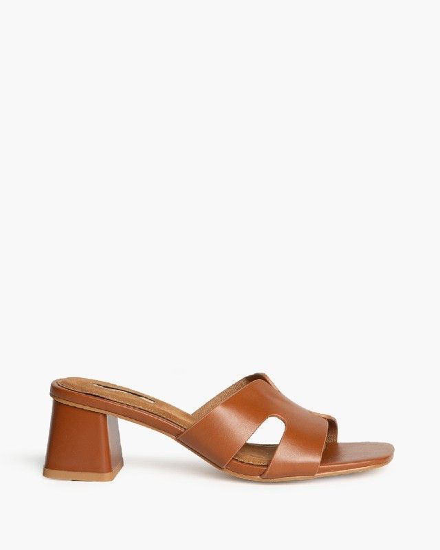 Sandalia Tipo Hermès Cuero marca Corina REF M5370