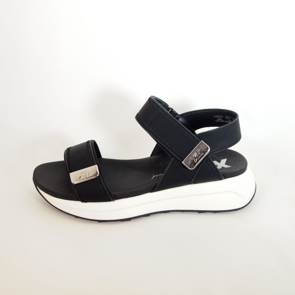 Sandalias Xti 14387401 Negro