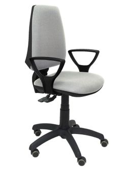 Silla Operativa de oficina Elche S bali gris claro brazos fijos ruedas de parquet
