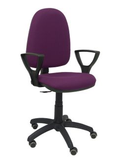 Silla Operativa de oficina modelo  Ayna brazos fijos bali morado ruedas de parquet
