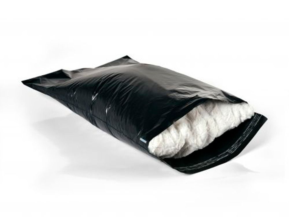 Sobre q-connect de plastico bolsa para envios 100% recicladas con autocierre color negro 400x600 mm