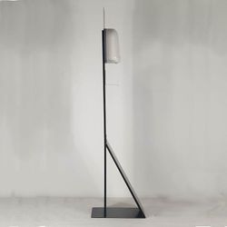 Soporte suelo para dosificador higienizante