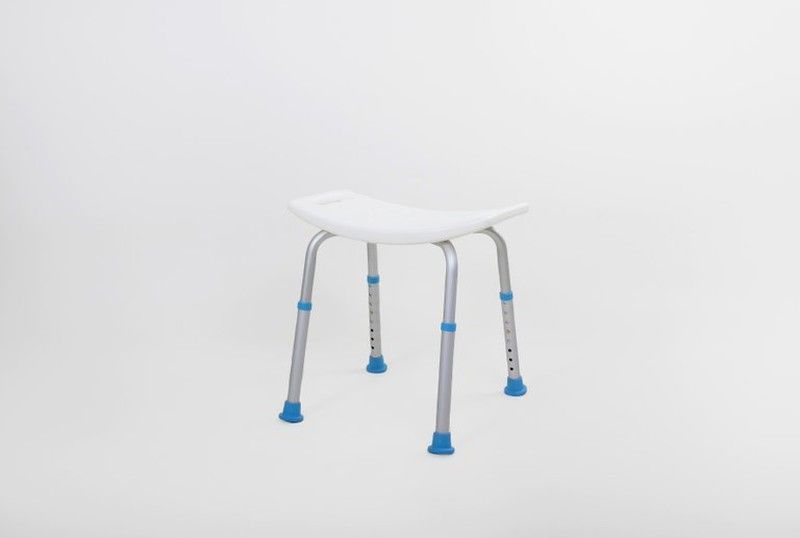 Taburete de ducha de aluminio de altura regulable sin respaldo