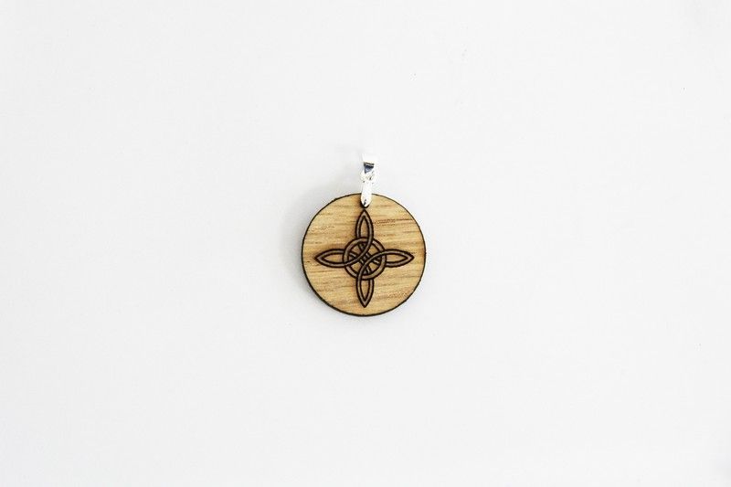 Talismán Celta Nudo de Bruja