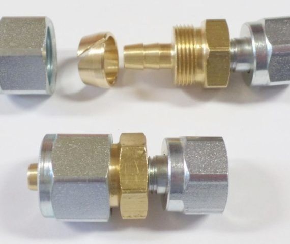 Terminal Deposito 4 Agujeros Para Tubo De 8Mm Gmt