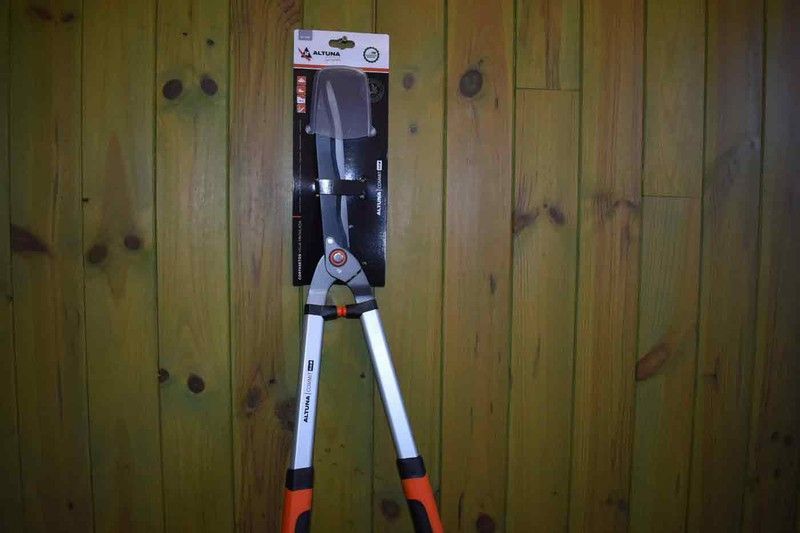 Tijera cortasetos de hoja ondulada