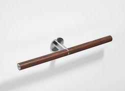 Toallero doble de madera wengé IN.53.101