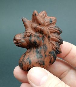 Unicornio Obsidiana Caoba