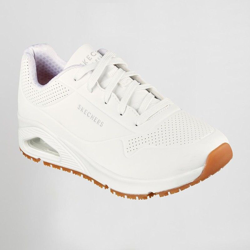 Uno Skechers Mujer negro o blanco