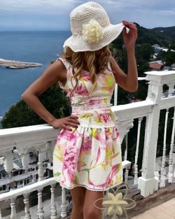 Vestido corto estampado modelo Elvira