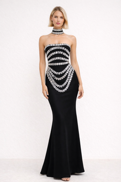 Vestido modelo Cameron