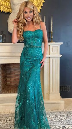 Vestido modelo Emerald