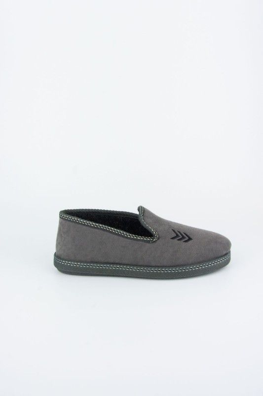Zapatilla  de estar por casa de hombre de color gris Ref.8020G de la marca Canovas Ruiz